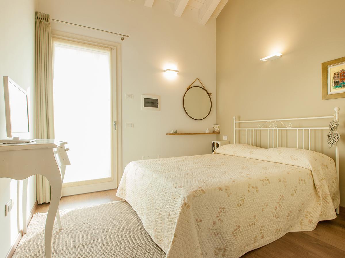 B&B Ca Dea Calle Valla Exterior photo