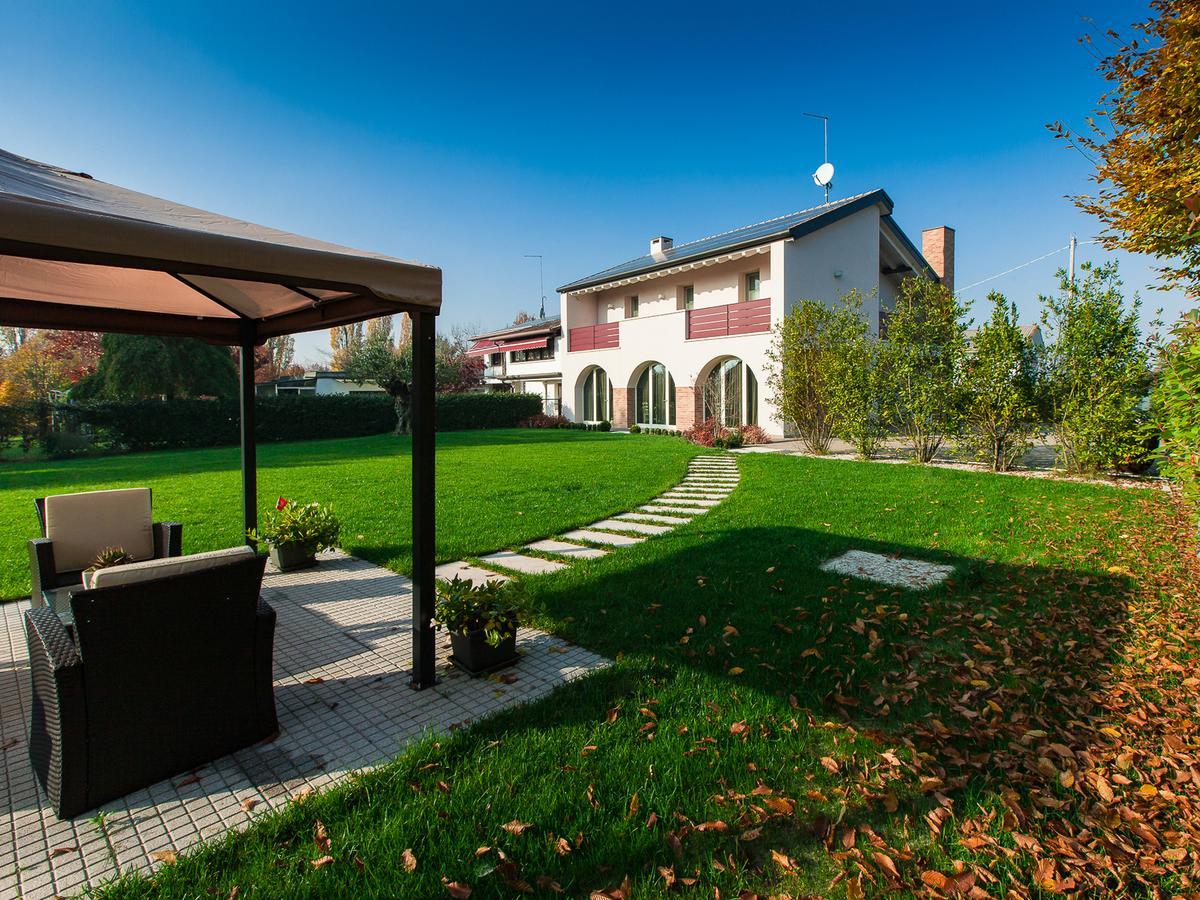 B&B Ca Dea Calle Valla Exterior photo