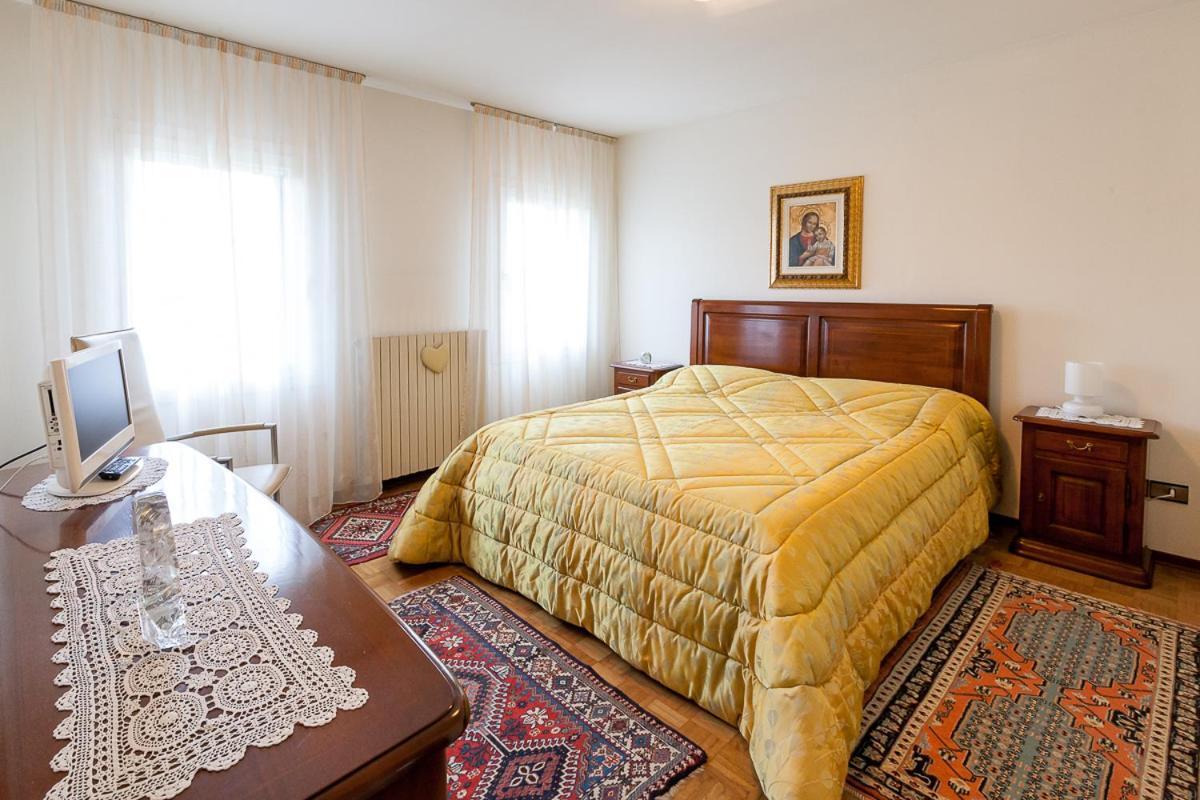 B&B Ca Dea Calle Valla Exterior photo